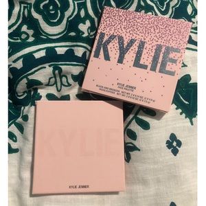 Kylie Cosmetics Face Palette